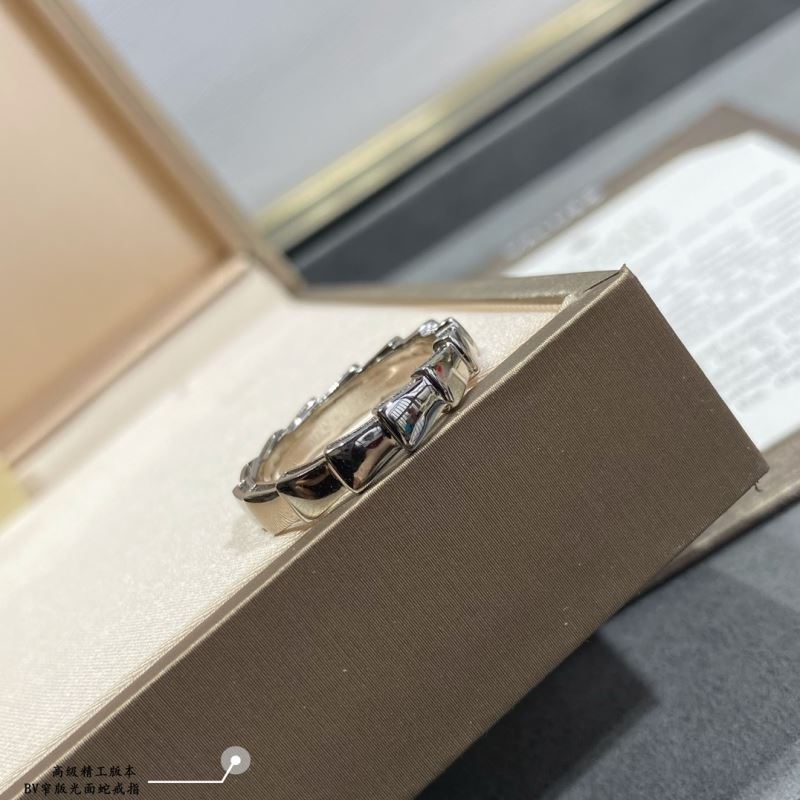 Bv1g*ai rings